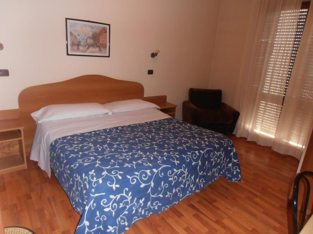 Hotel Giusy Perugia Room photo